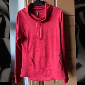 Kuhl Women's Lea Pullover Cowl Neck Long Sleeve Top Red Size L Smoke/cat free